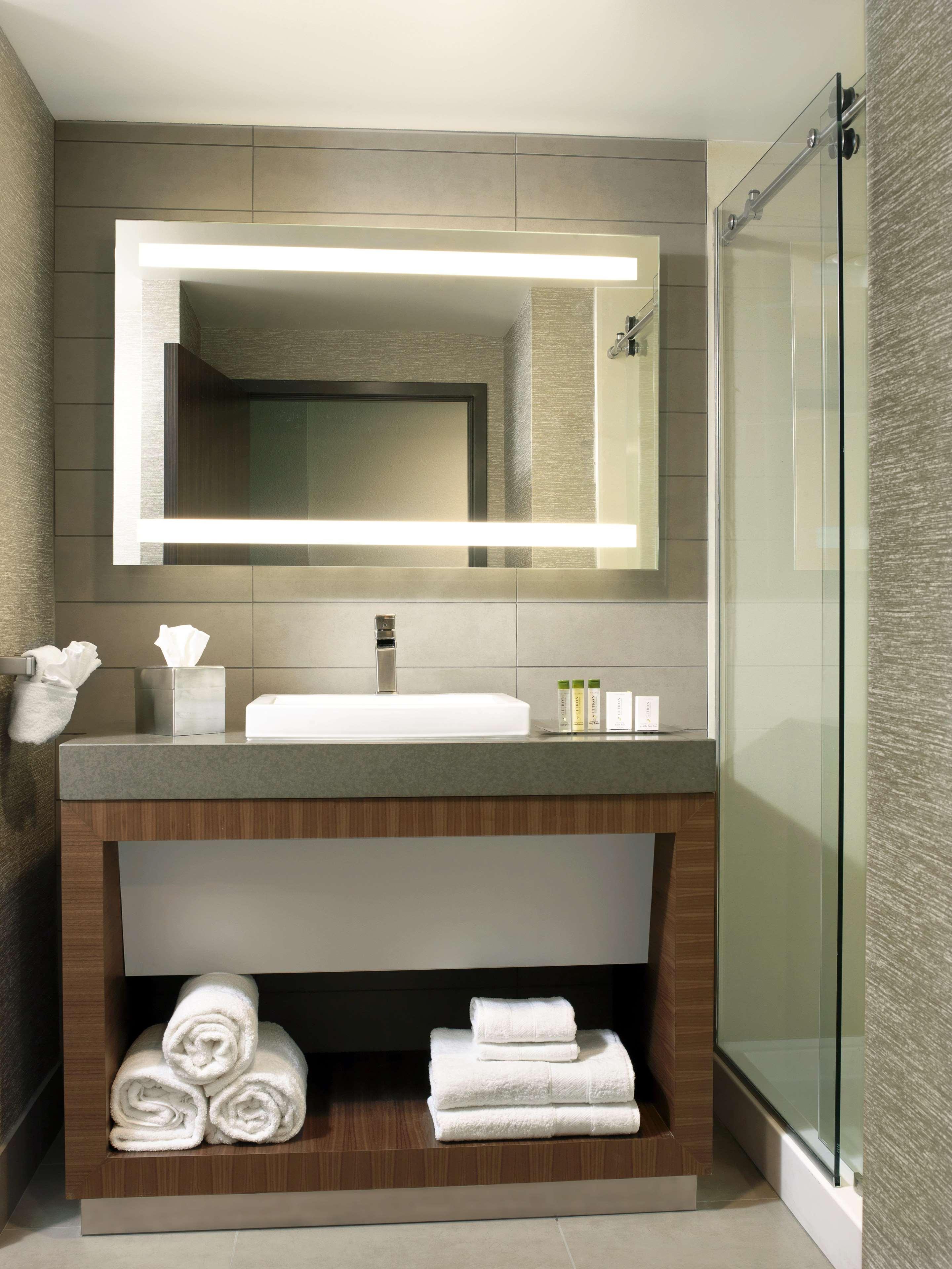 The Broadway Columbia - A Doubletree By Hilton Hotel Екстер'єр фото