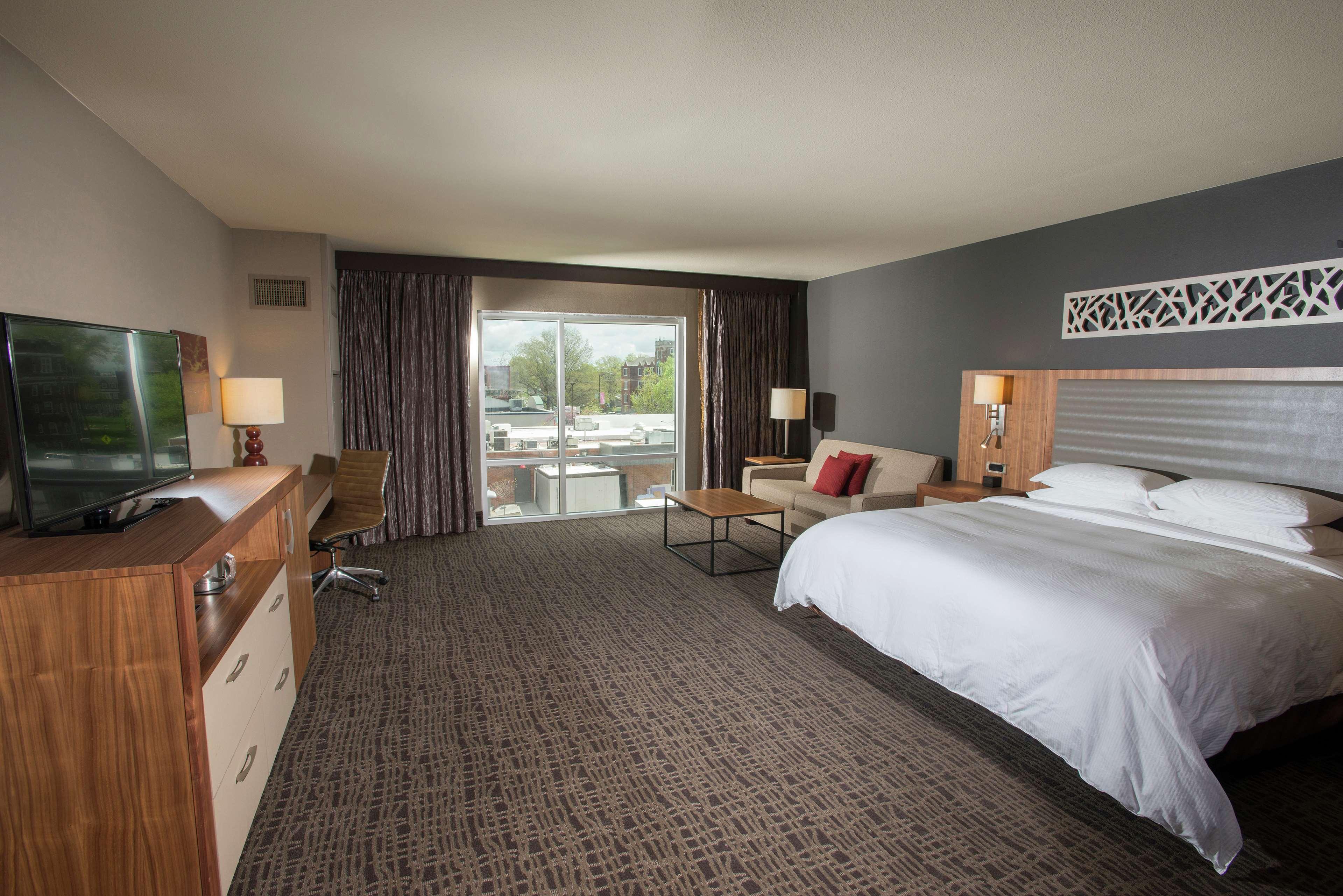 The Broadway Columbia - A Doubletree By Hilton Hotel Екстер'єр фото
