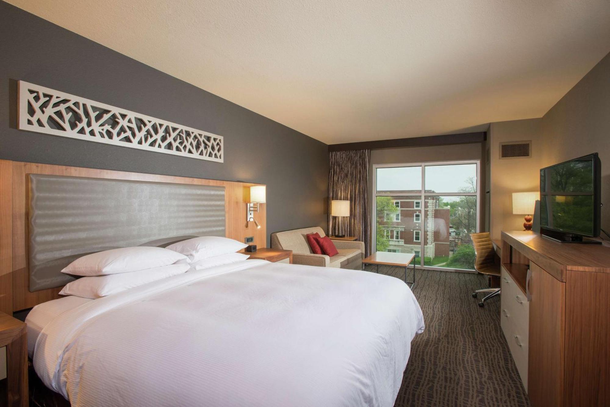 The Broadway Columbia - A Doubletree By Hilton Hotel Екстер'єр фото